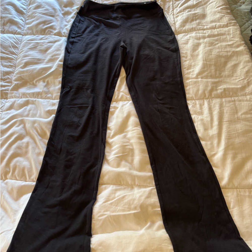 SO Black Bootcut Yoga Pants Size Small
